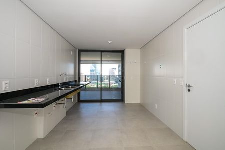 Apartamento à venda com 265m², 4 quartos e 4 vagasCozinha