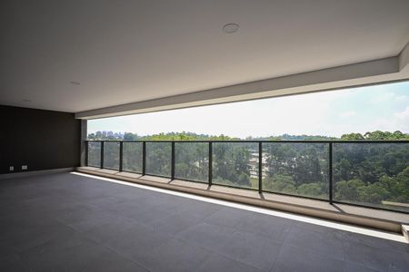 Apartamento à venda com 265m², 4 quartos e 4 vagasVista da Suíte 4