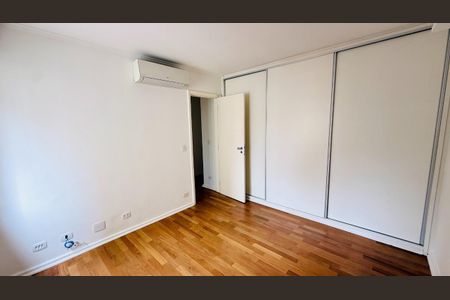 Apartamento para alugar com 3 quartos, 165m² em Vila Nova Conceição, São Paulo