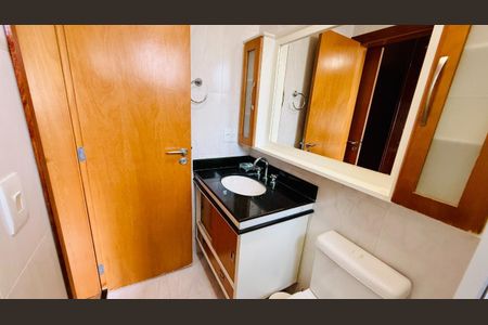 Apartamento para alugar com 184m², 3 quartos e 5 vagas