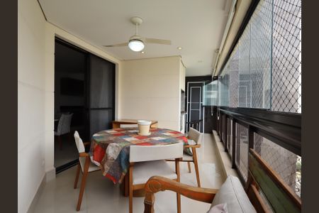 Apartamento para alugar com 220m², 3 quartos e 4 vagasVaranda gourmet