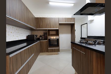 Apartamento para alugar com 220m², 3 quartos e 4 vagasCozinha