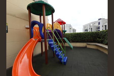 Apartamento para alugar com 220m², 3 quartos e 4 vagasÁrea comum - Playground