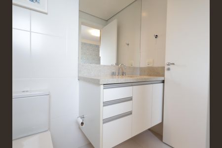 Apartamento para alugar com 220m², 3 quartos e 4 vagasBanheiro da Suíte 2