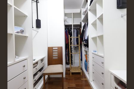 Apartamento para alugar com 220m², 3 quartos e 4 vagasCloset da suíte 3