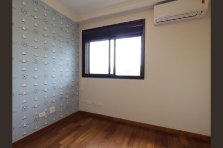 Apartamento para alugar com 220m², 3 quartos e 4 vagasSuíte 2