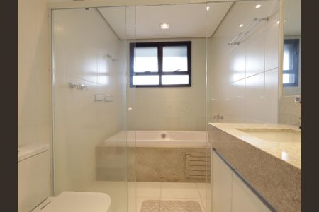 Apartamento para alugar com 220m², 3 quartos e 4 vagasBanheiro da Suíte 3