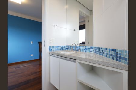 Apartamento para alugar com 220m², 3 quartos e 4 vagasBanheiro da Suíte 1