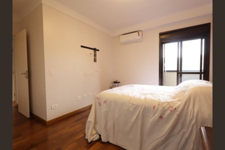 Apartamento para alugar com 220m², 3 quartos e 4 vagasSuíte 3