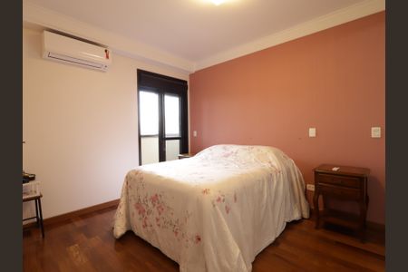 Apartamento para alugar com 220m², 3 quartos e 4 vagasSuíte 3