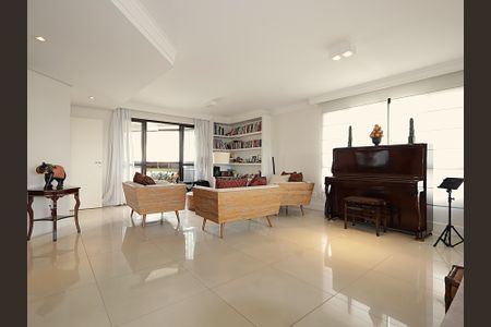 Apartamento para alugar com 220m², 3 quartos e 4 vagasSala
