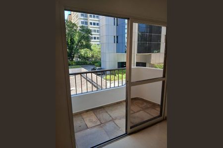 Sala de apartamento para alugar com 3 quartos, 120m² em Itaim Bibi, São Paulo