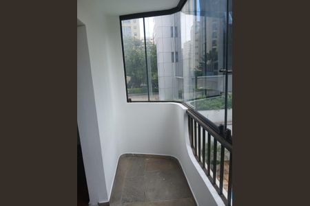 Apartamento para alugar com 120m², 3 quartos e 1 vagaVaranda