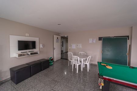 Apartamento à venda com 57m², 2 quartos e 1 vaga Apartamento à venda com 57m², 2 quartos e 1 vagaSala de Jogos