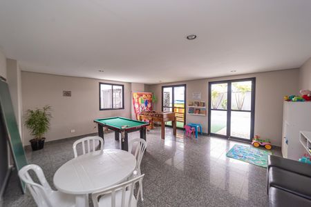 Apartamento à venda com 57m², 2 quartos e 1 vaga Apartamento à venda com 57m², 2 quartos e 1 vagaSala de Jogos