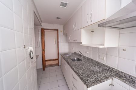 Apartamento à venda com 57m², 2 quartos e 1 vaga Apartamento à venda com 57m², 2 quartos e 1 vagaCozinha