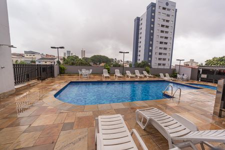 Apartamento à venda com 57m², 2 quartos e 1 vaga Apartamento à venda com 57m², 2 quartos e 1 vagaÁrea comum - Piscina