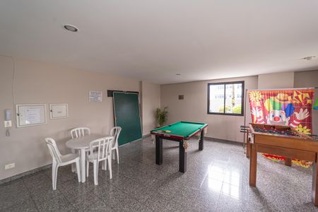 Apartamento à venda com 57m², 2 quartos e 1 vaga Apartamento à venda com 57m², 2 quartos e 1 vagaSala de Jogos