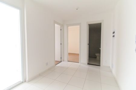 Sala/Cozinha de apartamento para alugar com 2 quartos, 38m² em Itaquera, São Paulo