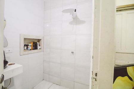 Casa à venda com 800m², 6 quartos e 2 vagasBanheiro da Suíte 2