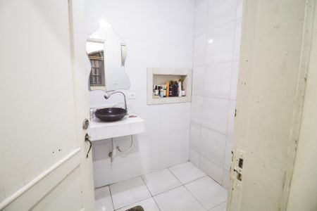 Casa à venda com 800m², 6 quartos e 2 vagasBanheiro da Suíte 2