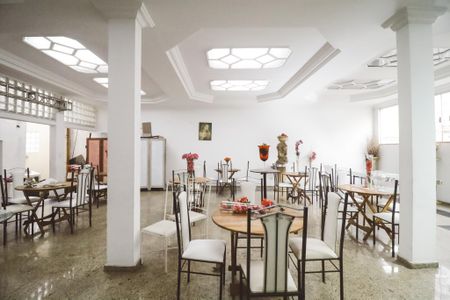 Casa à venda com 800m², 6 quartos e 2 vagasSala 1