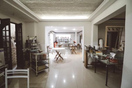 Casa à venda com 800m², 6 quartos e 2 vagasSala 1