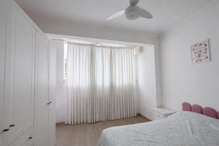 Casa à venda com 800m², 6 quartos e 2 vagasquarto 1