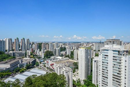 Apartamento à venda com 222m², 4 quartos e 4 vagasVista