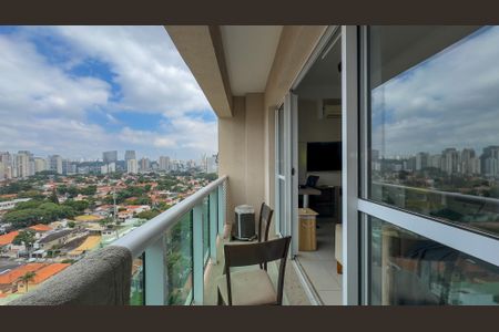 Sacada de kitnet/studio à venda com 1 quarto, 33m² em Brooklin, São Paulo