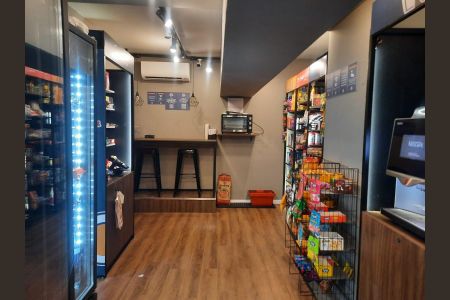 Apartamento à venda com 46m², 2 quartos e 1 vaga Apartamento à venda com 46m², 2 quartos e 1 vagaMinimercado