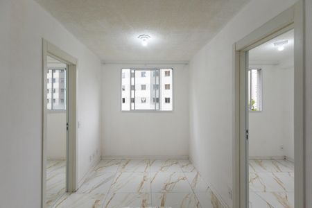 Sala de apartamento para alugar com 2 quartos, 35m² em Usina Piratininga, São Paulo
