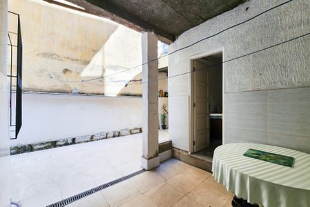 Casa à venda com 49m², 3 quartos e sem vaga Casa à venda com 49m², 3 quartos e sem vagaÁrea de Serviço