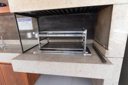 Apartamento para alugar com 68m², 2 quartos e 1 vagaÁrea Comum - Churrasqueira