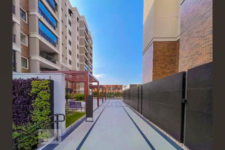 Apartamento para alugar com 68m², 2 quartos e 1 vagaÁrea Comum