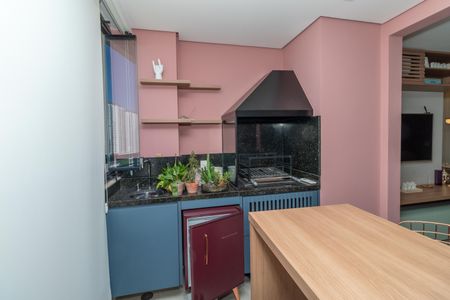 Apartamento para alugar com 68m², 2 quartos e 1 vagaSala