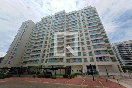 Apartamento para alugar com 70m², 1 quarto e 1 vagaFachada