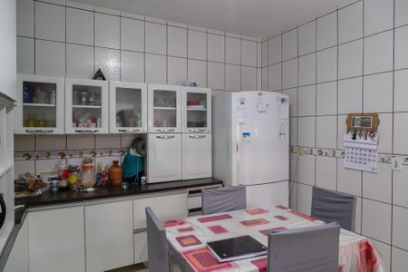 Casa à venda com 250m², 3 quartos e 2 vagasCozinha
