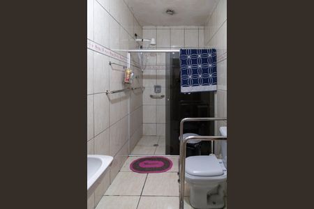 Casa à venda com 250m², 3 quartos e 2 vagasBanheiro