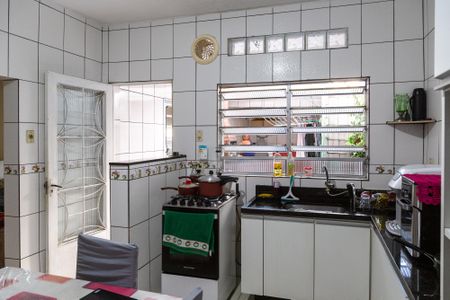 Casa à venda com 250m², 3 quartos e 2 vagasCozinha