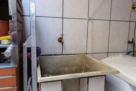 Casa à venda com 250m², 3 quartos e 2 vagasÁrea de Serviço