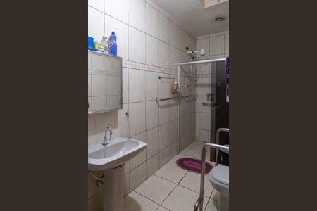 Casa à venda com 250m², 3 quartos e 2 vagasBanheiro