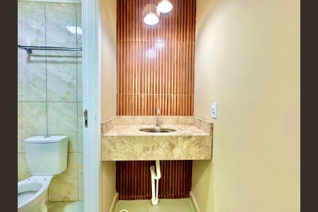 Apartamento para alugar com 55m², 2 quartos e 1 vagaBanheiro 2