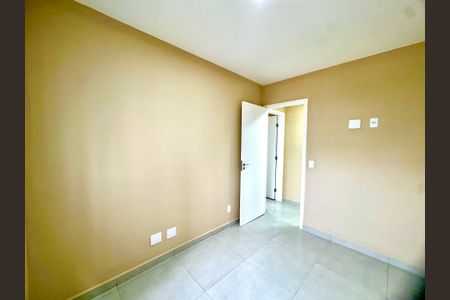 Quarto 1 de apartamento para alugar com 2 quartos, 55m² em Vila Itapegica, Guarulhos