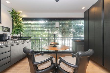 Varanda de kitnet/studio à venda com 1 quarto, 37m² em Campo Belo, São Paulo