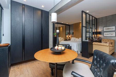 Varanda de kitnet/studio à venda com 1 quarto, 37m² em Campo Belo, São Paulo