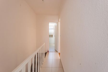 Casa para alugar com 90m², 2 quartos e 1 vaga Corredor