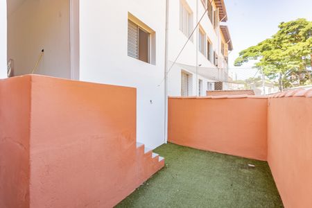 Casa para alugar com 90m², 2 quartos e 1 vagaQuintal