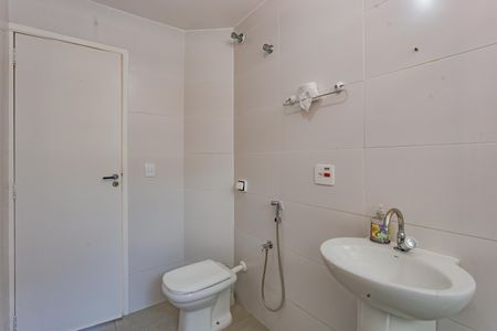 Banheiro de casa para alugar com 2 quartos, 90m² em Aclimação, São Paulo