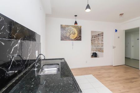 Apartamento para alugar com 44m², 2 quartos e sem vaga Apartamento para alugar com 44m², 2 quartos e sem vagaCozinha e Área de Serviço